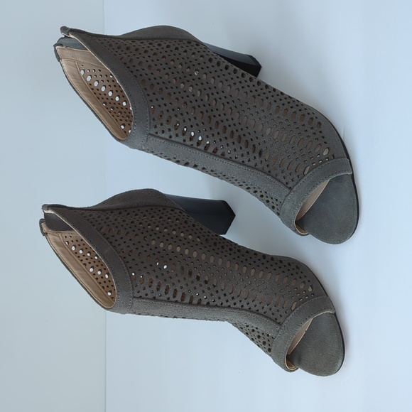 Brooks Brothers High Heeled Bootie Suede Open Toe Cut Out Grey size 8 - Picture 3 of 11